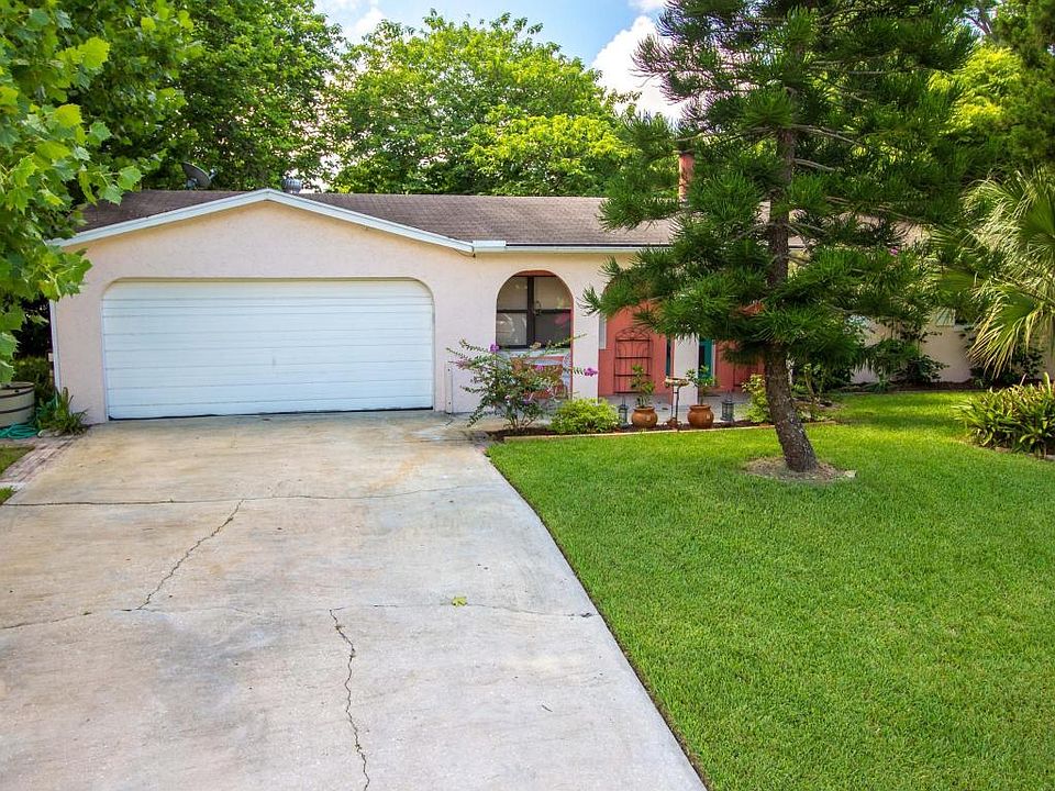 1st image of 813 S Flamingo Dr