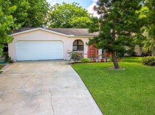 813 S Flamingo Dr, Holly Hill, FL 32117