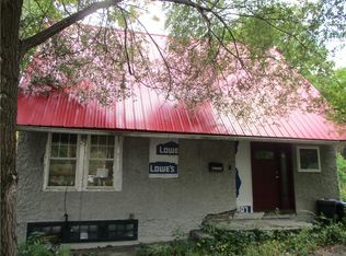 9 Country Club Rd, East Rochester, NY 14445