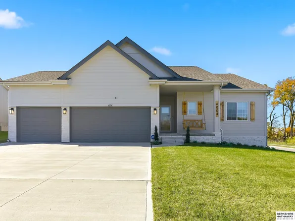 6004 George B Lake Pkwy, Elkhorn, NE 68022