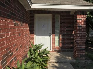 203 Lanham Ct, Fort Worth, TX 76108