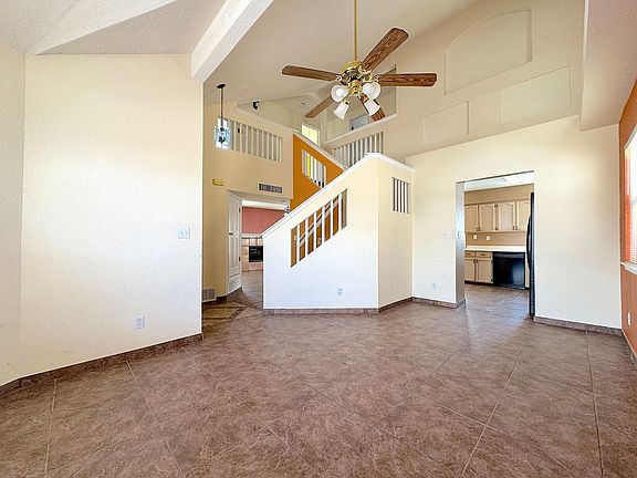 4th image of 10687 Pearl Sands Dr