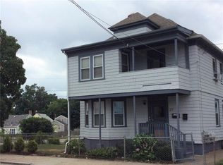 27 Sweetbriar St, Providence, RI 02908