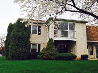 2663 Rolling Green Dr, Macungie, PA 18062