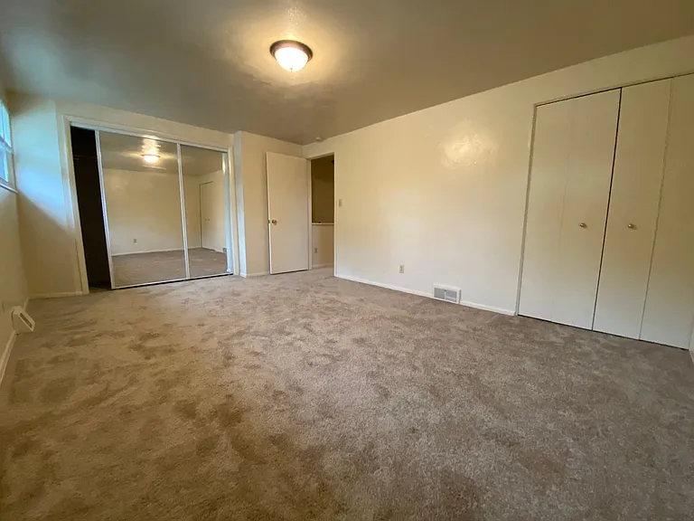 409 Millers Ln #A — Photo 5