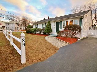 39 South St, Lincoln, RI 02865