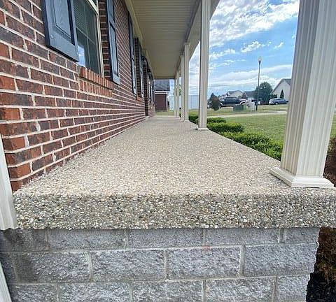3rd image of 200 Gentry Crossings Blvd