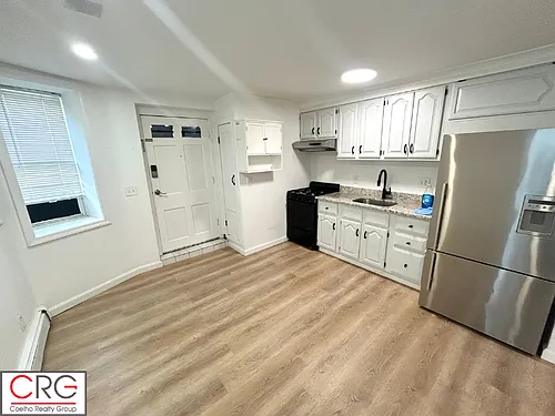 33 Shute St #1 Photo 1