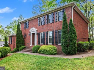205 Marsh Glen Point, Sandy Springs, GA 30328