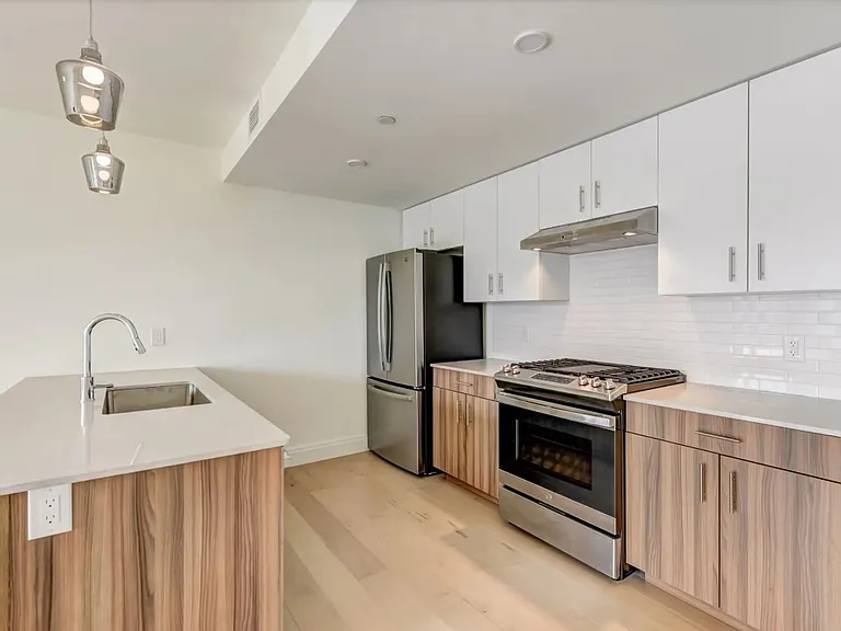 100 Northampton St #508 — Photo 1