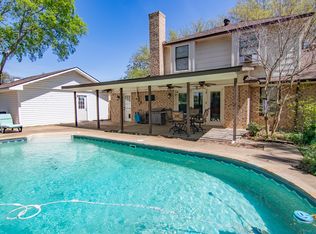 212 Colonial Cir, Athens, TX 75751