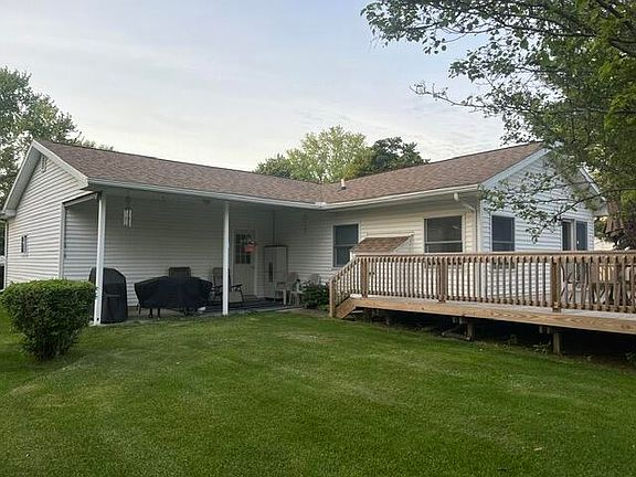 4th image of 3779 Northmeadow Rd