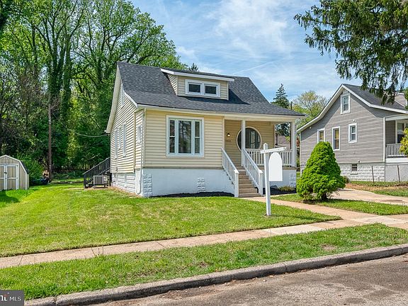2nd image of 2906 Oak Hill Ave