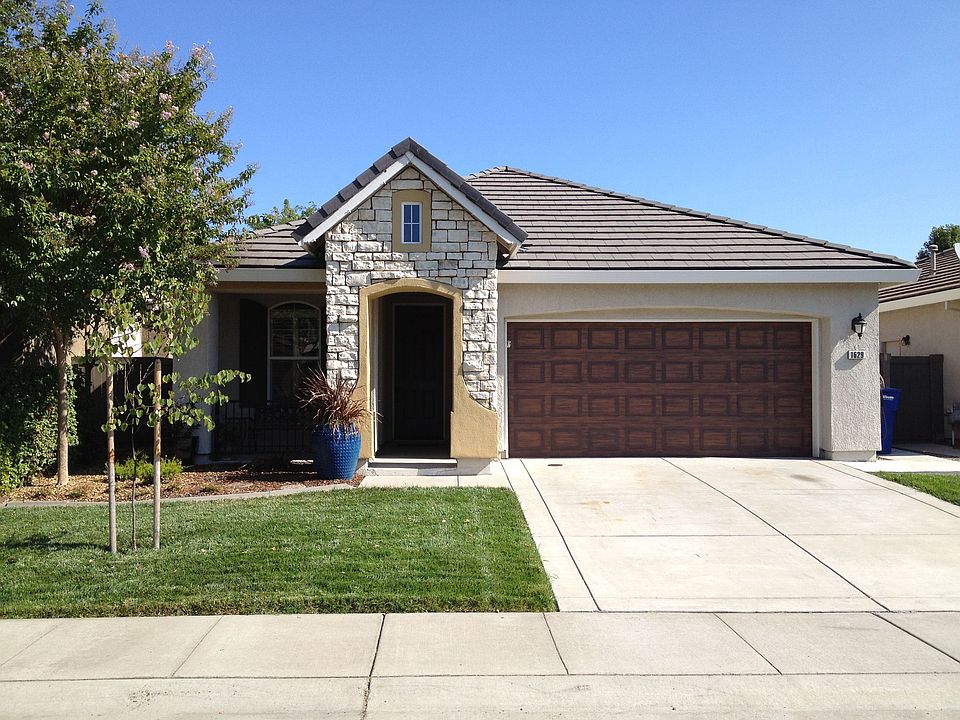 1st image of 1629 Halo Ave