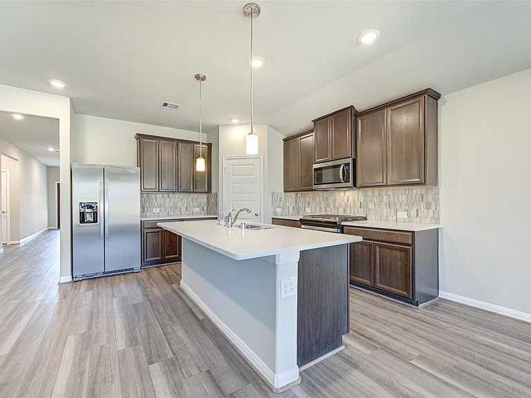 21514 Pachino Ln — Photo 26