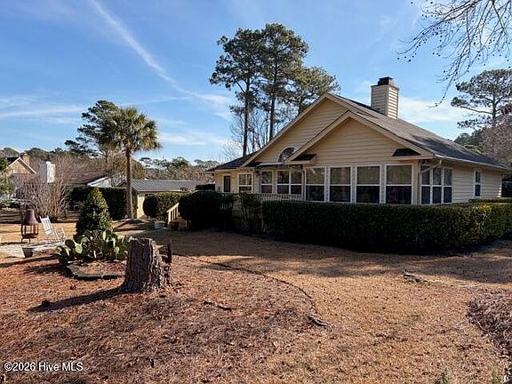 2nd image of 16 Fairway Drive