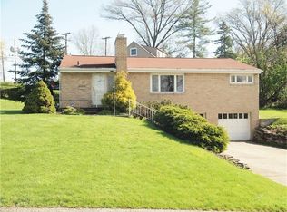 101 Heather Dr, Bethel Park, PA 15102