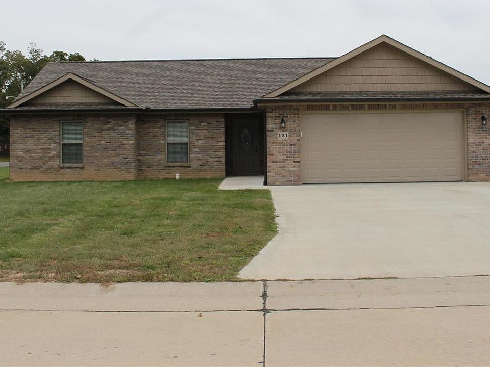 1st image of 121 Tradition Ln