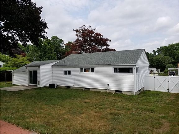 2nd image of 53 Redwood Dr