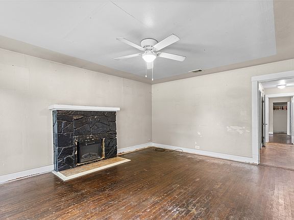 4th image of 1211 N Harrison Ave