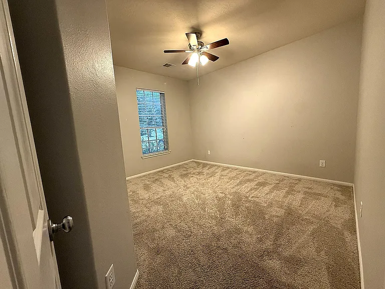 14322 Heath Falls Ln — Photo 15