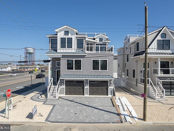 2nd image of 43 N 6th St
