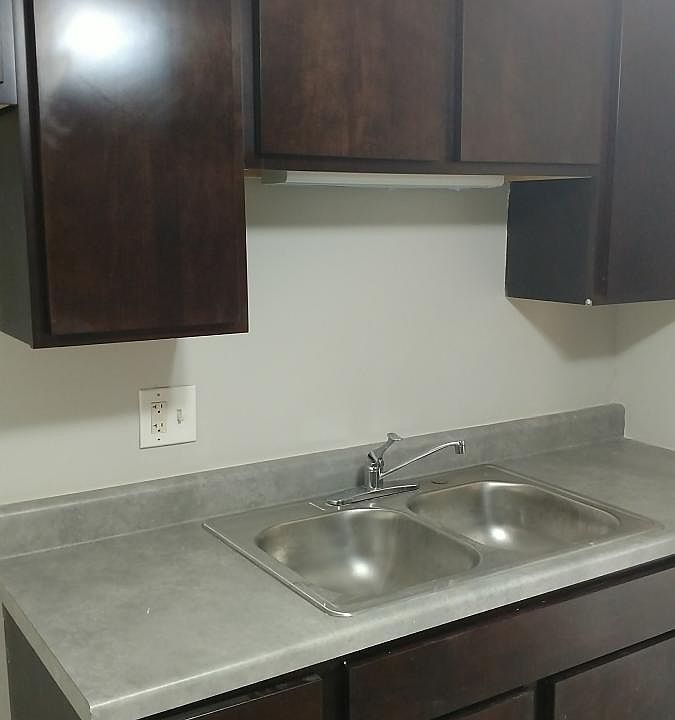 1st image of 1840 Jamestown Cir