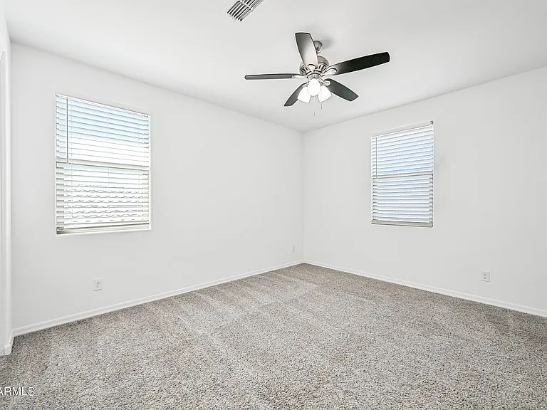 14049 W Desert Hollow Dr — Photo 33