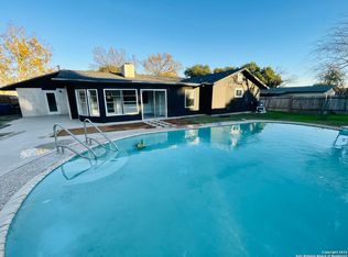 12006 Las Nubes St, San Antonio, TX 78233