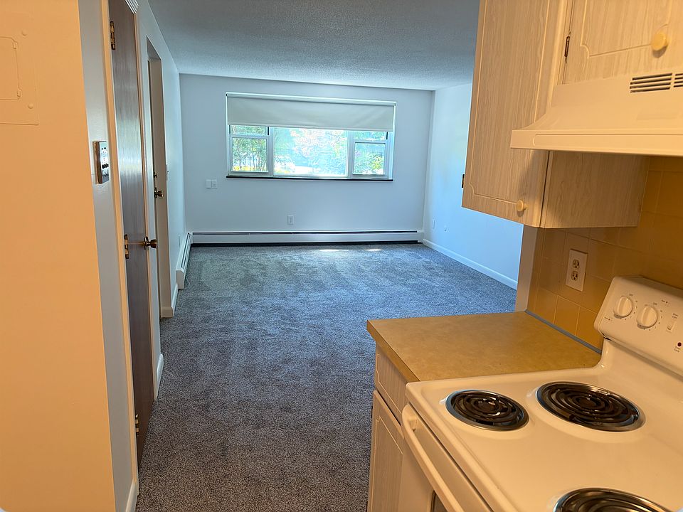 1st image of 165 Concord St #151/23