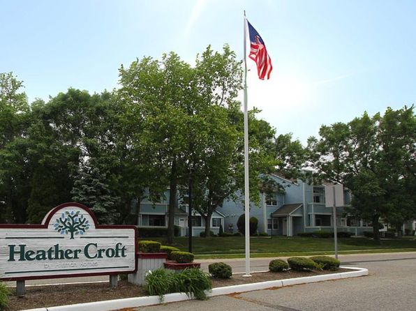 240 Heather Croft #240