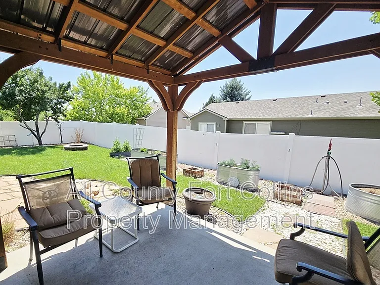 3727 Mount Spalding St — Photo 14