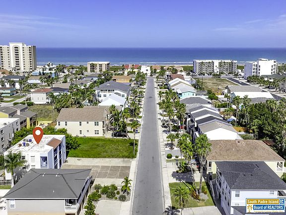 2nd image of 108 E Oleander St #201