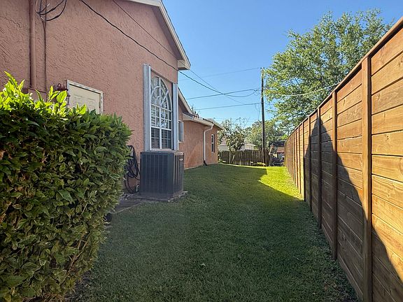 5th image of 434 SE Doat Street