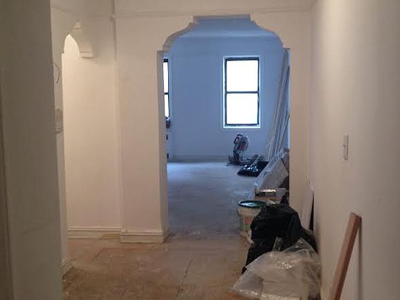 3rd image of 33 Crooke Ave APT 3J