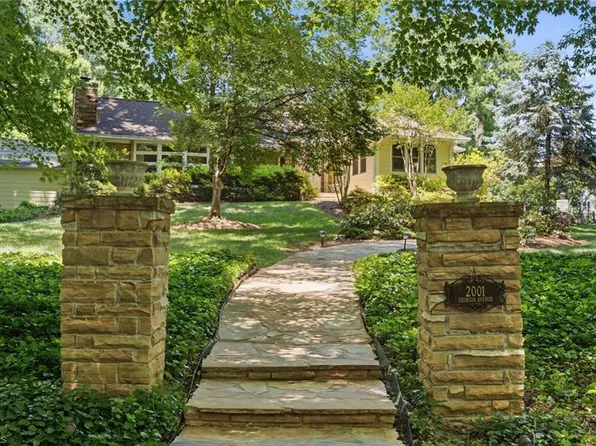 2001 Georgia Ave, Winston Salem, NC 27104