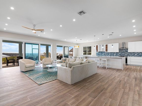 5th image of 30995 Watson Blvd