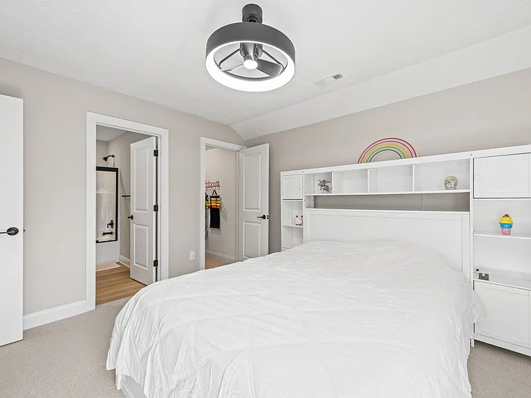 233 Lake Balaton Dr — Photo 25