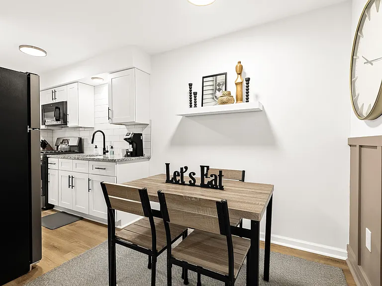 22 2nd St #3 — Photo 9