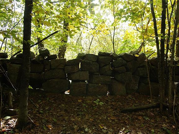 4th image of 41528 Camel Hill Road