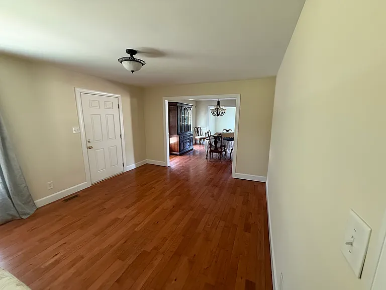 3649 Dunbarton Rd — Photo 4