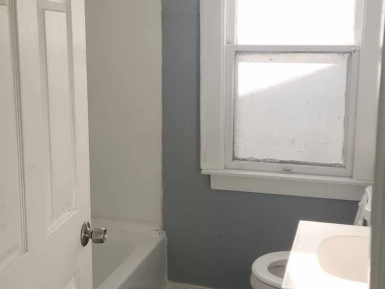 3990 Beaconsfield St #2 — Photo 6