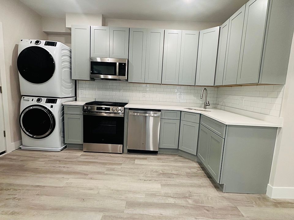 1st image of 761 Columbia Rd #2