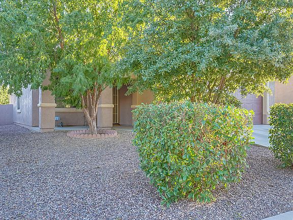 2nd image of 370 E Camino Rancho Seco