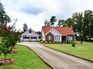 525 Martins Chapel Rd, Lawrenceville, GA 30045