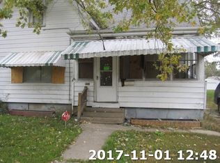 930 N 9th St, Springfield, IL 62702