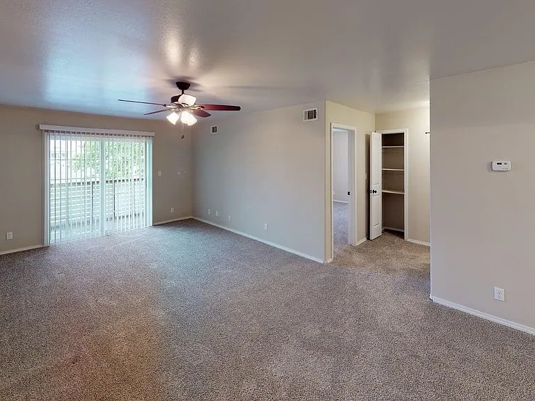 Metroplex Apartments — Photo 59