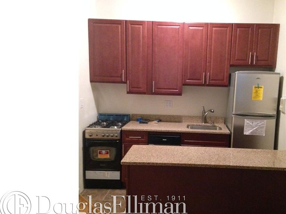 1st image of 245 W 51st St APT 306