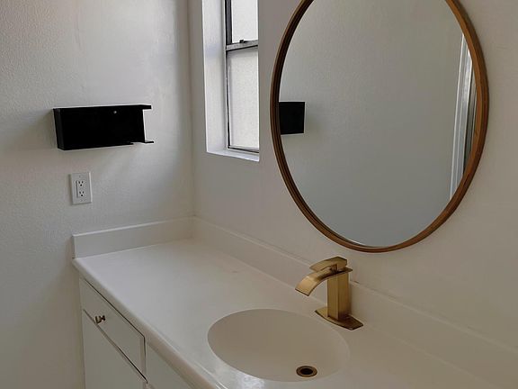 4th image of 120 Olive St #8