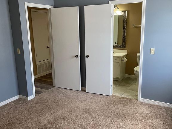 3rd image of 631 Archer Ct #631